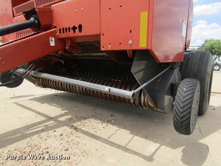image for item DD5671 2009 Hesston 5556A round baler