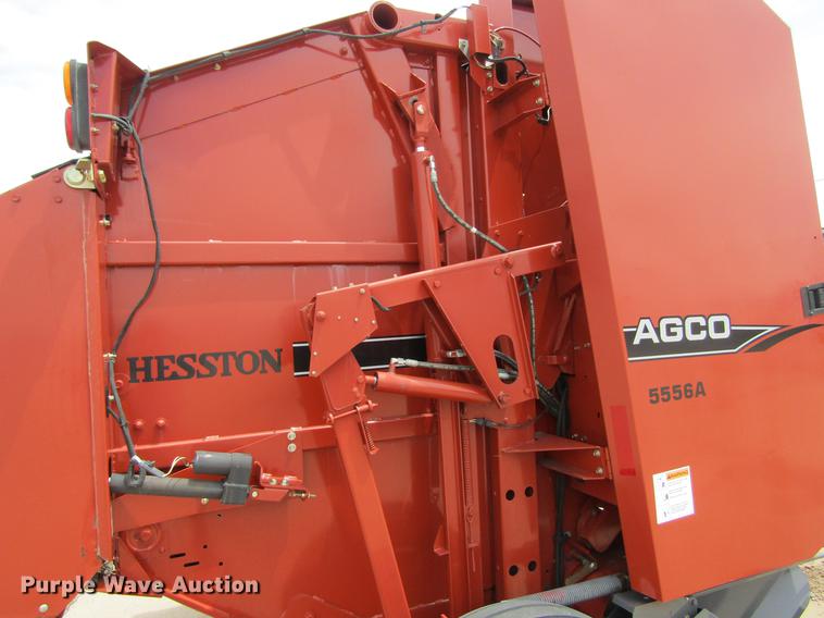 image for item DD5671 2009 Hesston 5556A round baler
