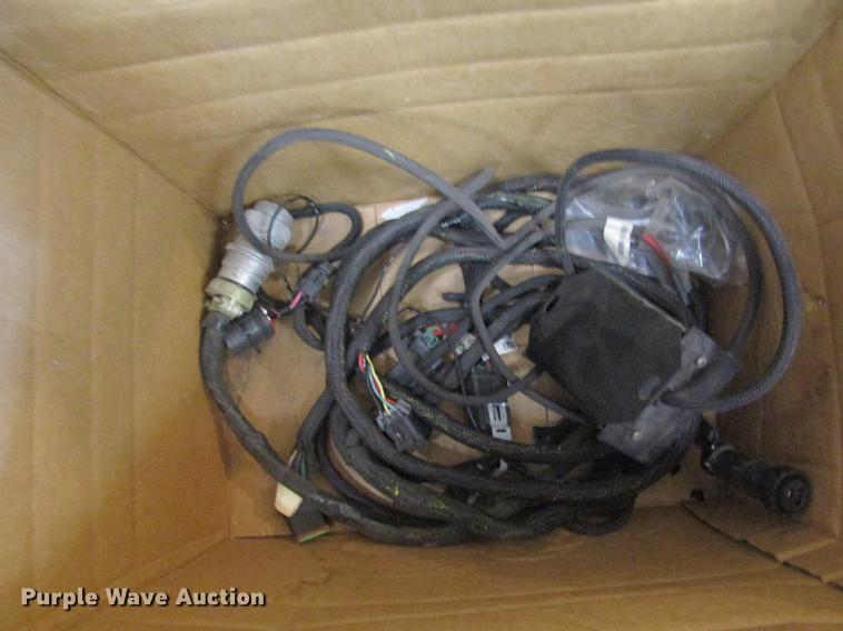 image for item DD5671 2009 Hesston 5556A round baler