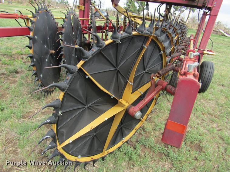 image for item DD5678 Darf 917FD hay rake