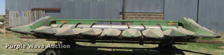 image for item DD5681 John Deere 853A row head