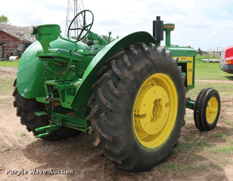 image for item DD8280 1958 John Deere 820 tractor