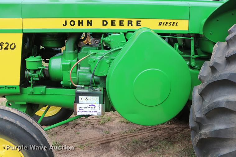 image for item DD8280 1958 John Deere 820 tractor