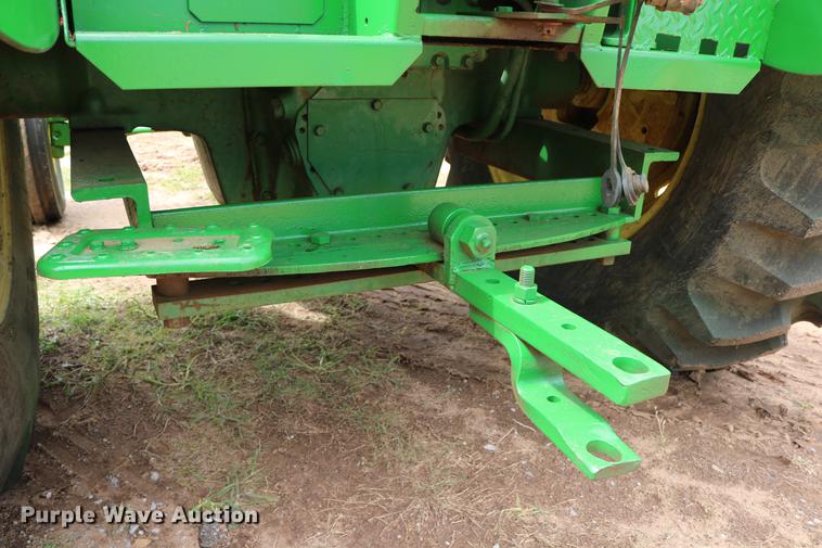 image for item DD8280 1958 John Deere 820 tractor