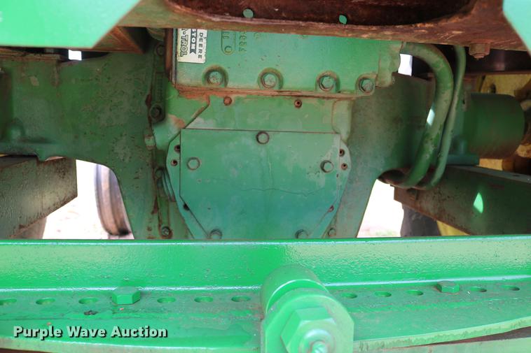 image for item DD8280 1958 John Deere 820 tractor