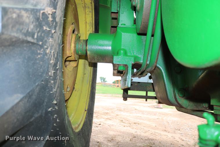 image for item DD8280 1958 John Deere 820 tractor