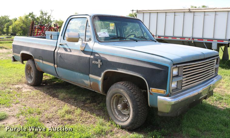 image for item DD8787 1984 Chevrolet Silverado K10 pickup truck