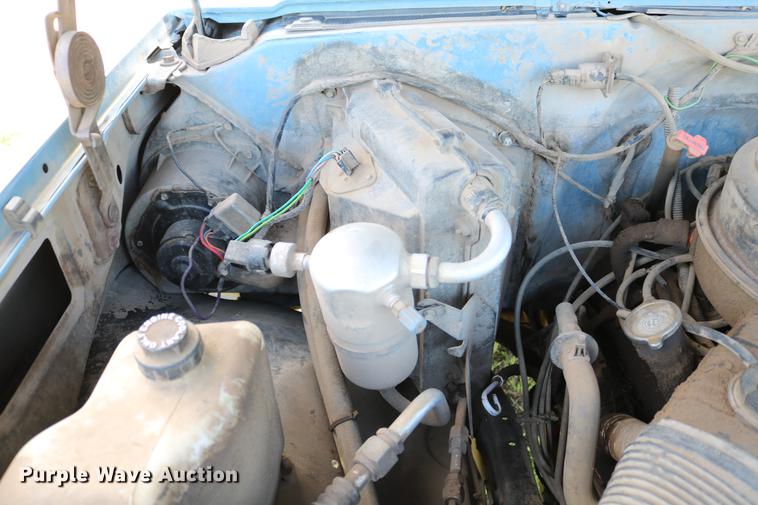 image for item DD8787 1984 Chevrolet Silverado K10 pickup truck