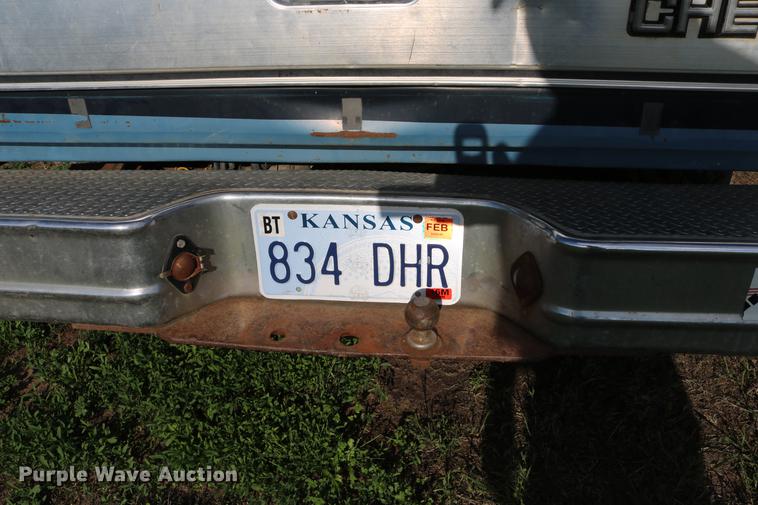 image for item DD8787 1984 Chevrolet Silverado K10 pickup truck