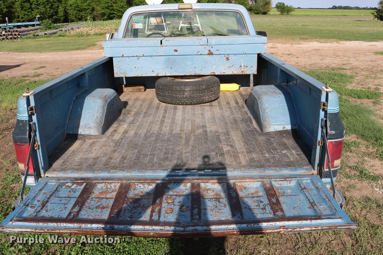 image for item DD8787 1984 Chevrolet Silverado K10 pickup truck