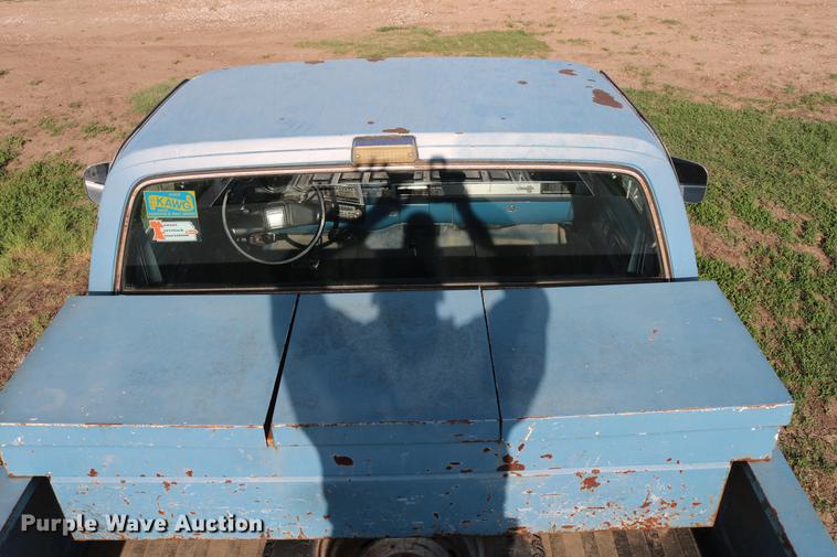 image for item DD8787 1984 Chevrolet Silverado K10 pickup truck