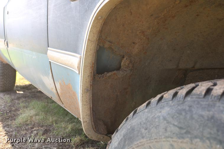 image for item DD8787 1984 Chevrolet Silverado K10 pickup truck