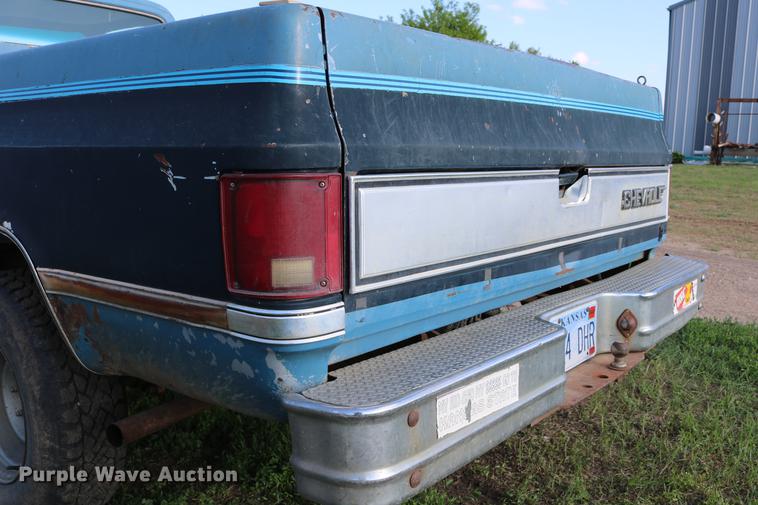 image for item DD8787 1984 Chevrolet Silverado K10 pickup truck