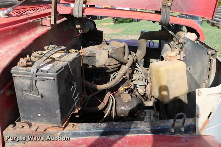 image for item DD8788 1970 International Loadstar 1600 grain truck