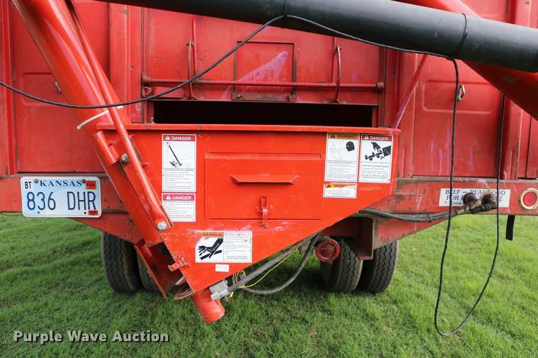 image for item DD8788 1970 International Loadstar 1600 grain truck