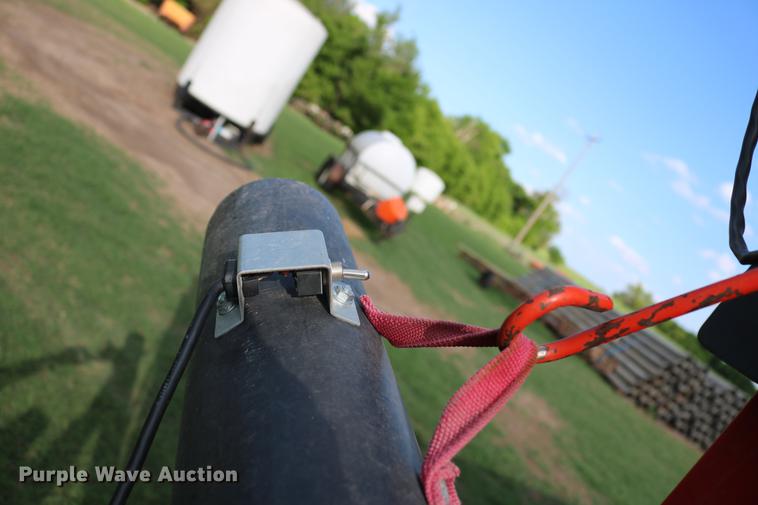 image for item DD8788 1970 International Loadstar 1600 grain truck