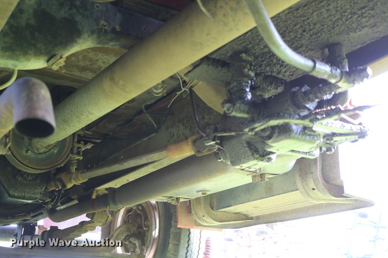 image for item DD8788 1970 International Loadstar 1600 grain truck