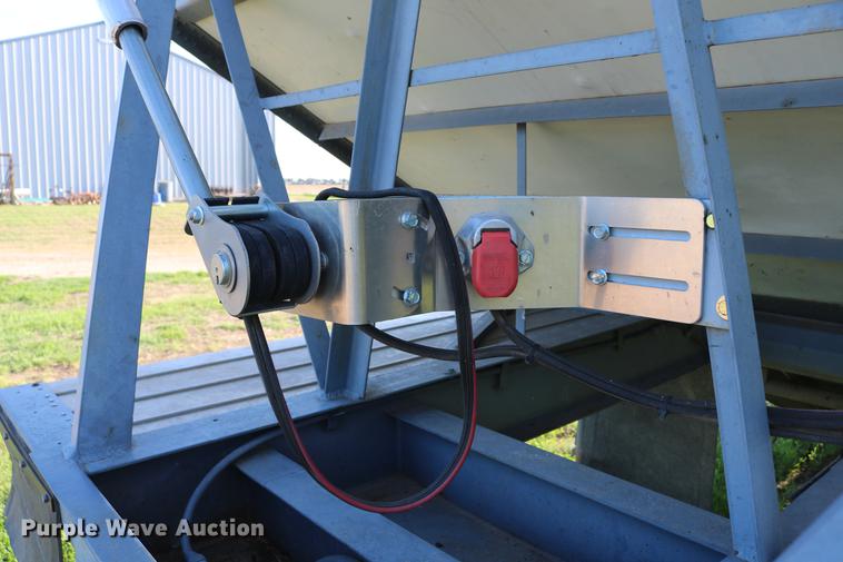 image for item DD8789 1979 Doonan single hopper bottom grain trailer