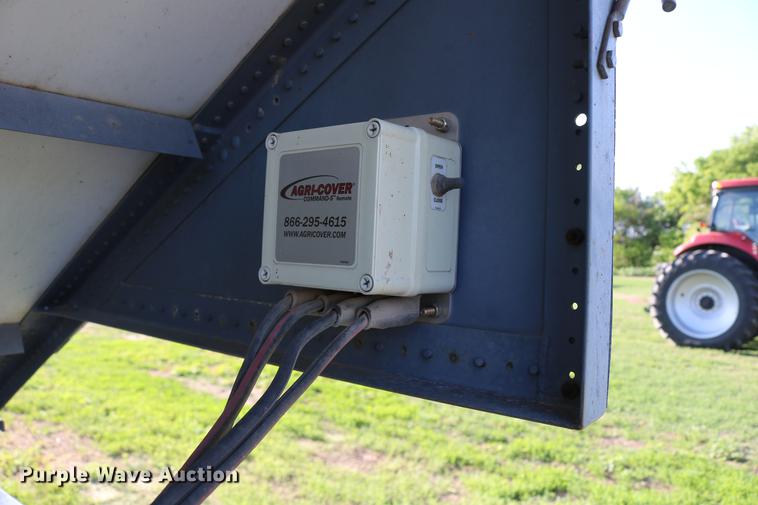 image for item DD8789 1979 Doonan single hopper bottom grain trailer