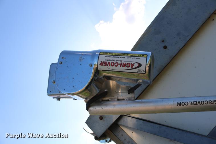 image for item DD8789 1979 Doonan single hopper bottom grain trailer
