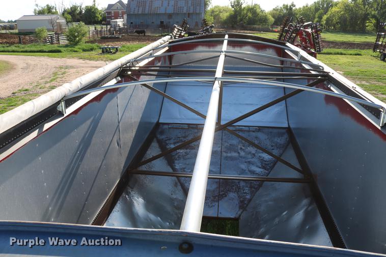 image for item DD8789 1979 Doonan single hopper bottom grain trailer