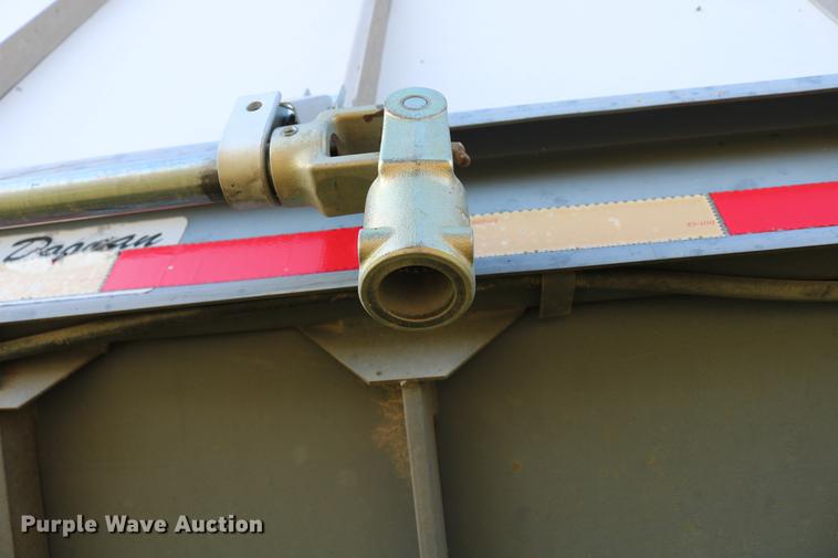 image for item DD8789 1979 Doonan single hopper bottom grain trailer