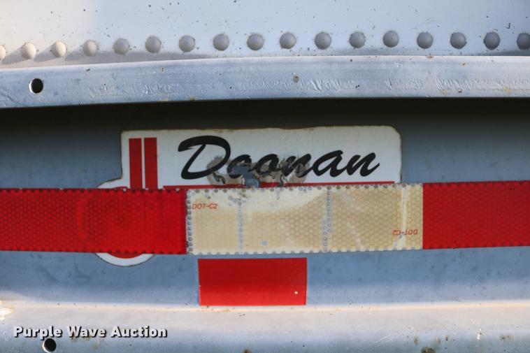 image for item DD8789 1979 Doonan single hopper bottom grain trailer