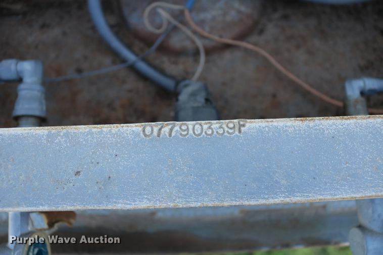 image for item DD8789 1979 Doonan single hopper bottom grain trailer