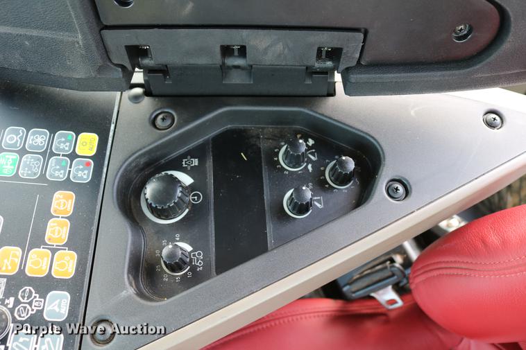 image for item DD8791 2014 Case IH Magnum 220 MFWD tractor