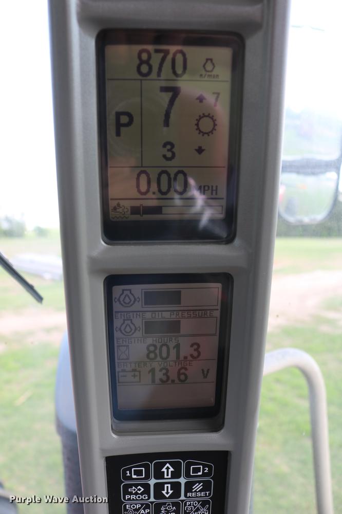 image for item DD8791 2014 Case IH Magnum 220 MFWD tractor