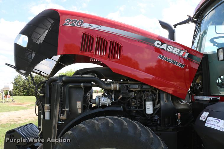 image for item DD8791 2014 Case IH Magnum 220 MFWD tractor