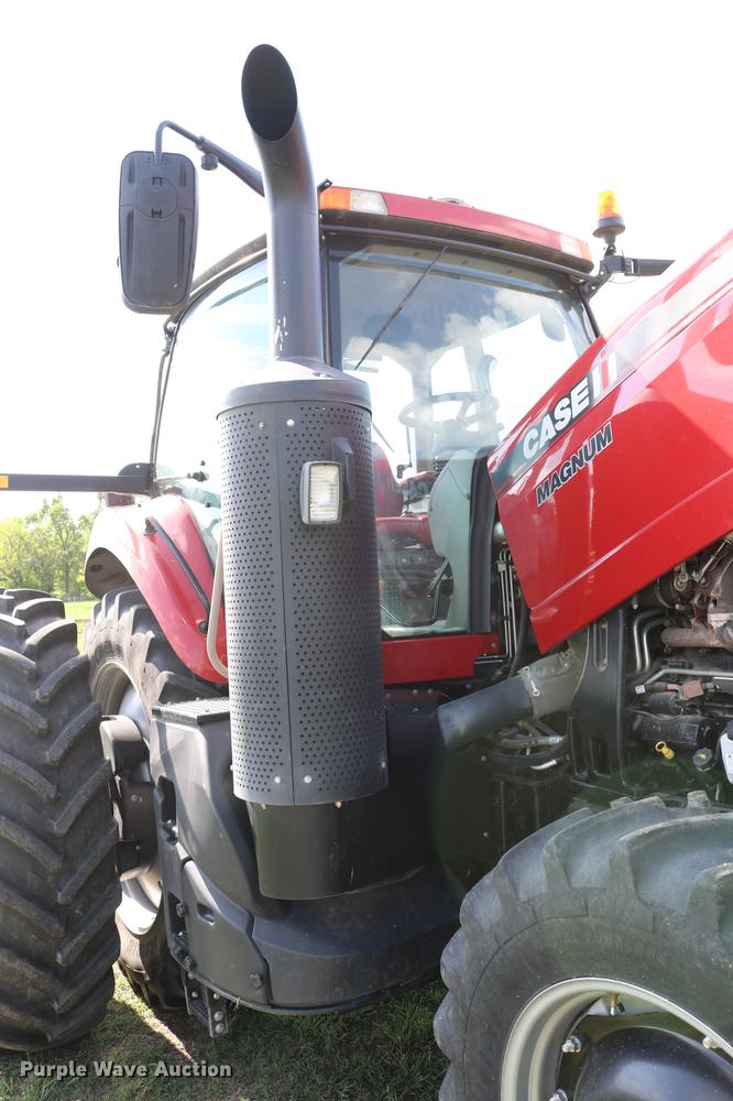 image for item DD8791 2014 Case IH Magnum 220 MFWD tractor