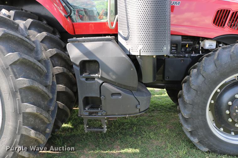 image for item DD8791 2014 Case IH Magnum 220 MFWD tractor
