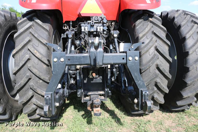 image for item DD8791 2014 Case IH Magnum 220 MFWD tractor