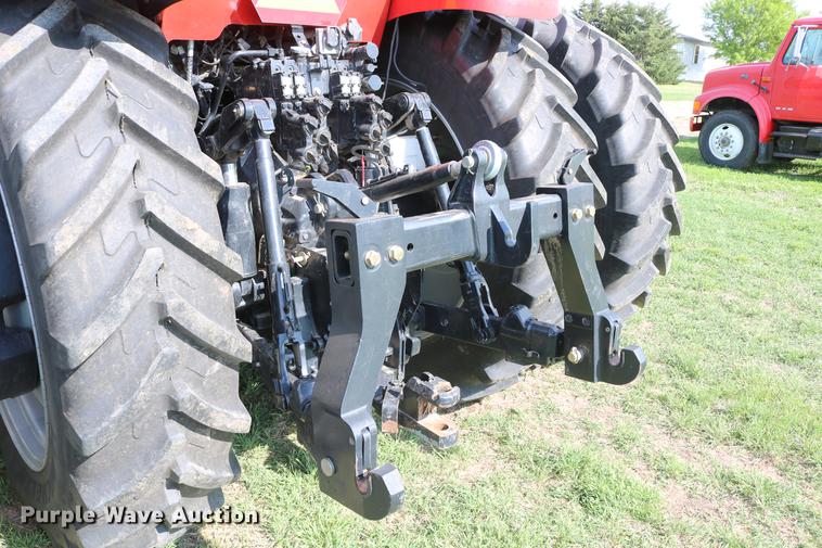 image for item DD8791 2014 Case IH Magnum 220 MFWD tractor