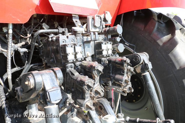 image for item DD8791 2014 Case IH Magnum 220 MFWD tractor