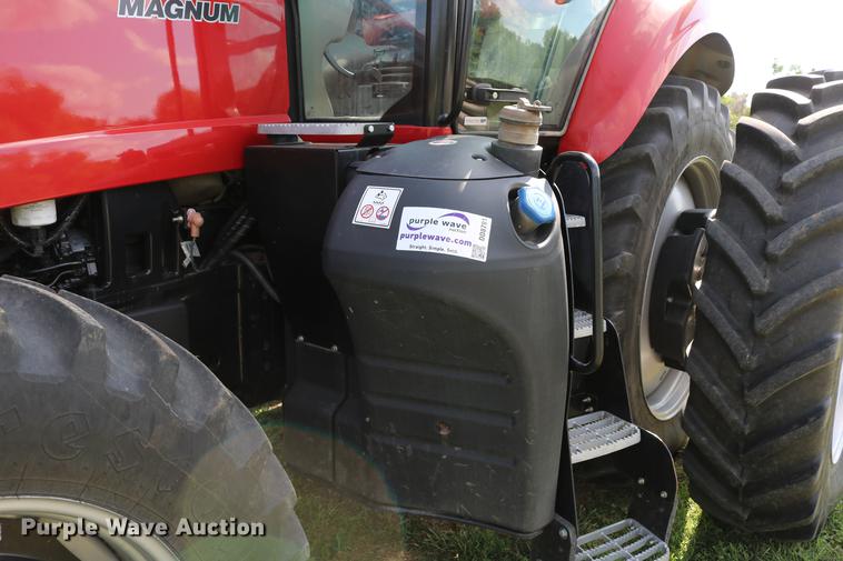 image for item DD8791 2014 Case IH Magnum 220 MFWD tractor
