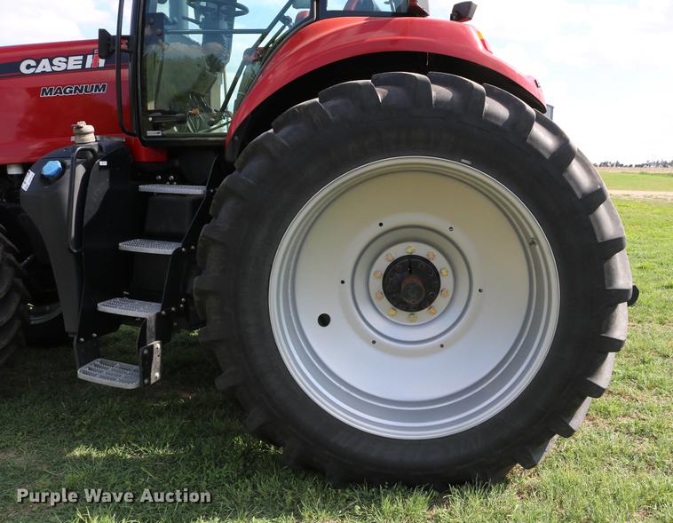 image for item DD8791 2014 Case IH Magnum 220 MFWD tractor
