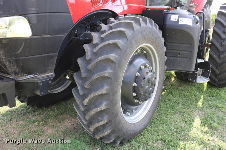 image for item DD8791 2014 Case IH Magnum 220 MFWD tractor