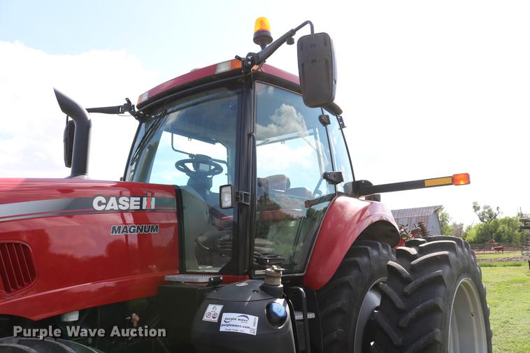 image for item DD8791 2014 Case IH Magnum 220 MFWD tractor
