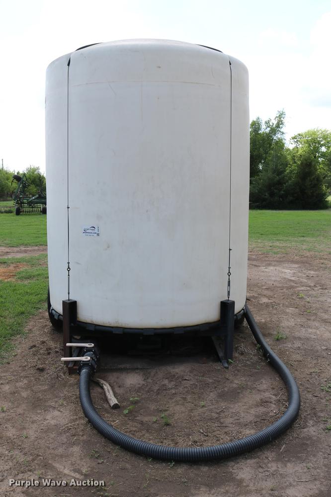 image for item DD8793 Wylie double cone nurse tank trailer