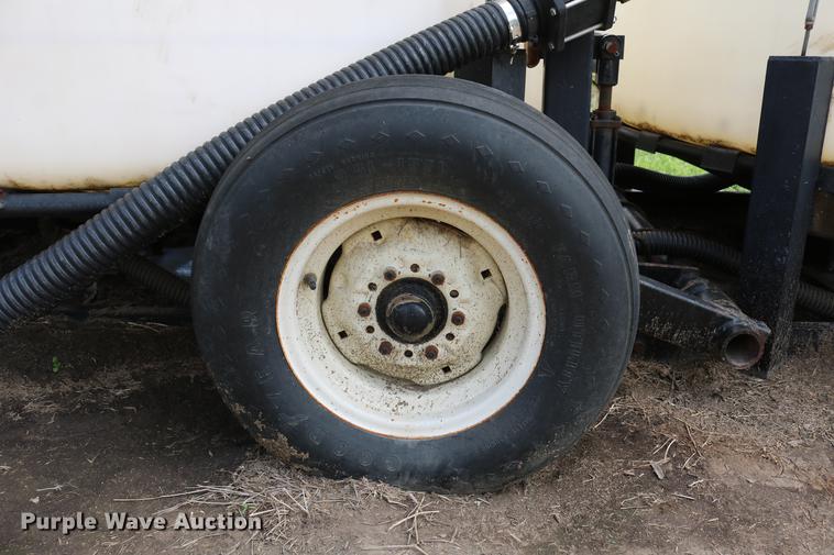 image for item DD8793 Wylie double cone nurse tank trailer