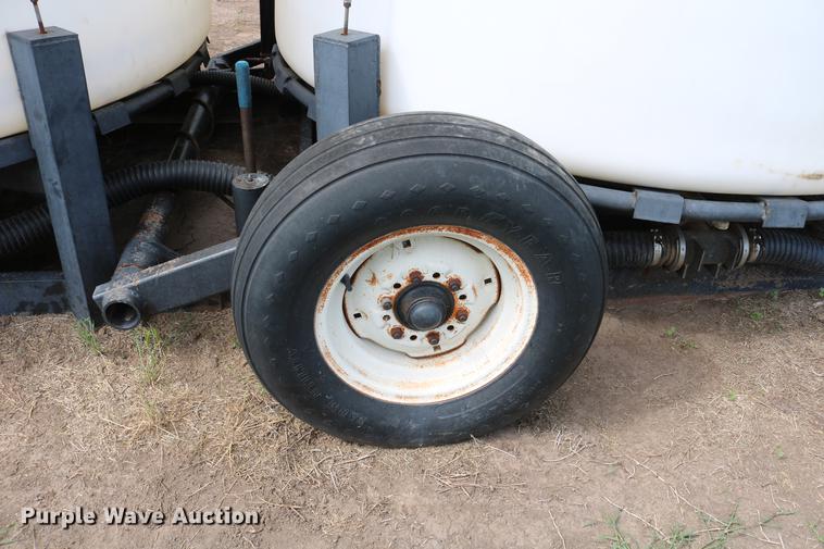 image for item DD8793 Wylie double cone nurse tank trailer