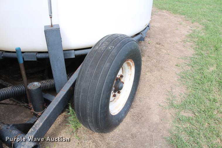image for item DD8793 Wylie double cone nurse tank trailer