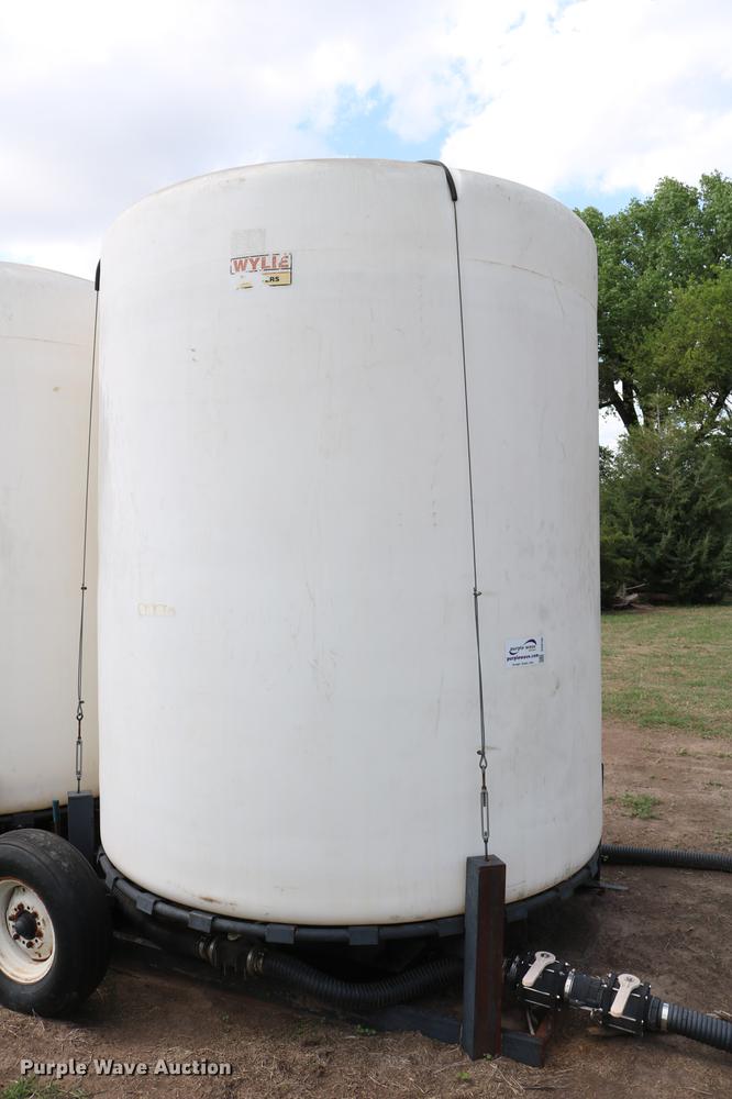 image for item DD8793 Wylie double cone nurse tank trailer