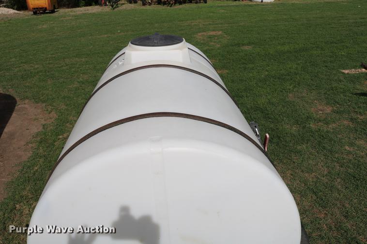 image for item DD8794 Nurse tank trailer