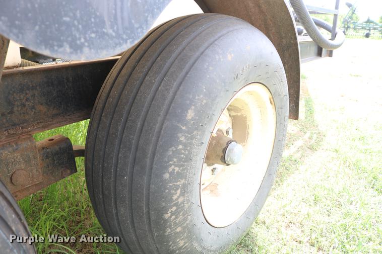 image for item DD8794 Nurse tank trailer