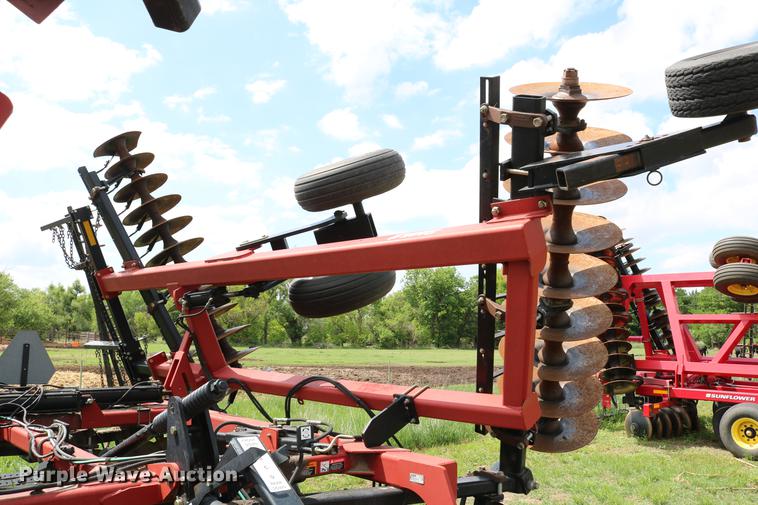 image for item DD8796 Case IH RMX370 tandem disk