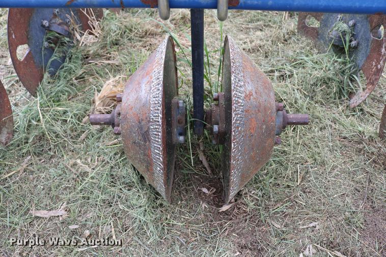 image for item DD8797 Blu-Jet TrackMaster track filler