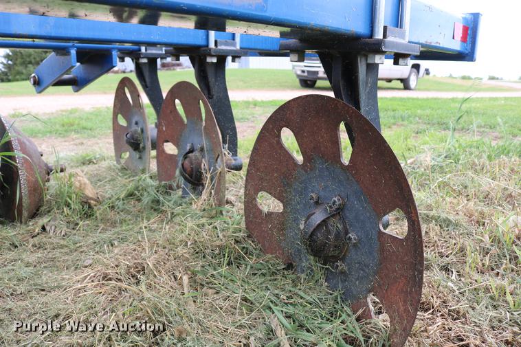 image for item DD8797 Blu-Jet TrackMaster track filler